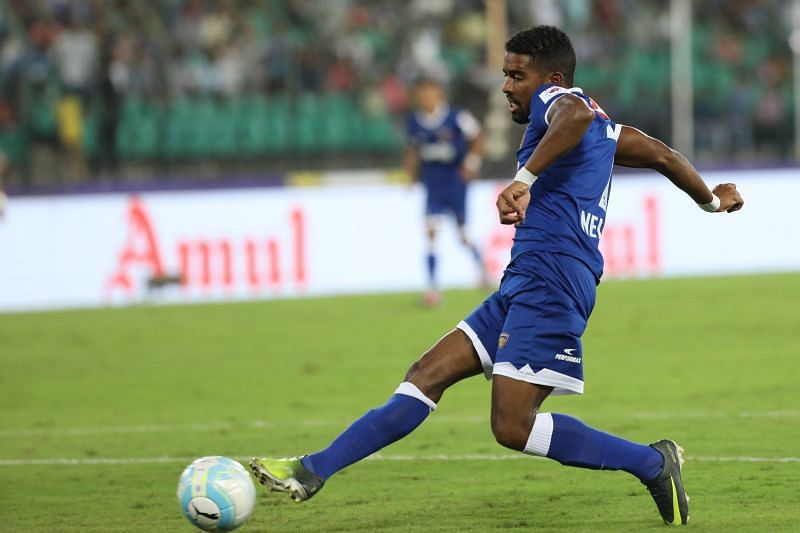 Gregory Nelson in action against NorthEast United in ISL 2017