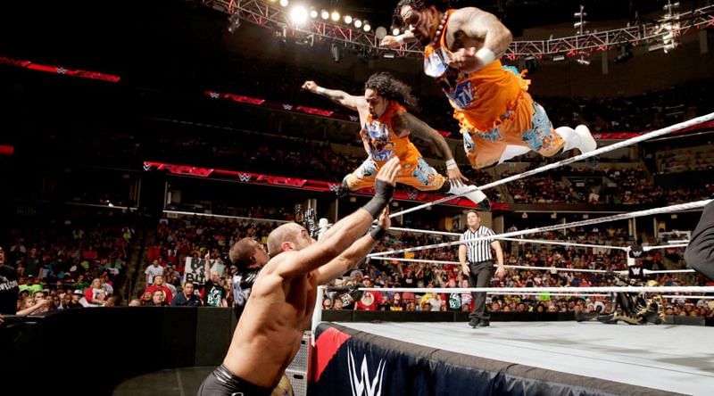 The Usos and The Bar could fight to a double countout