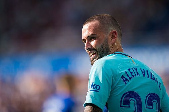 Deportivo Alaves v Barcelona - La Liga