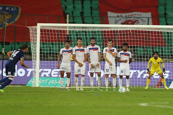 Calderon&#039;s free kick brought Chennaiyin back into the game. (Image: ISL)