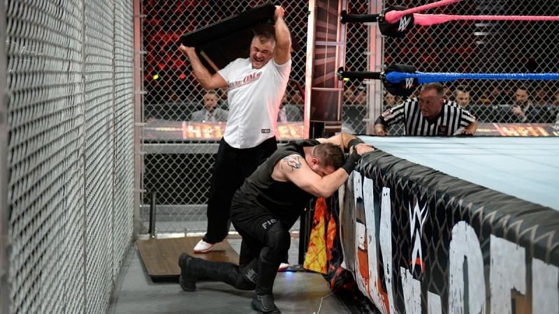 Shane McMahon vs. Kevin Owens Hell in a Cell