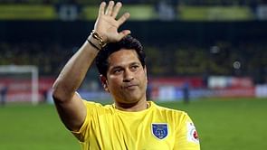 ISL 2017: Sachin Tendulkar visits Kerala CM Pinarayi Vijayan to invite him for first Kerala Blasters home game
