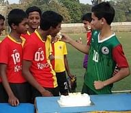 I League 2017: Mohun Bagan and East Bengal U-13 players celebrate together after derby clash