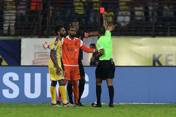 TP Rehenesh&#039;s sending off changed the complexion of the game. (Photo: ISL)