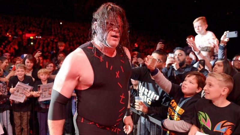 The Big Red Machine showed his musical side, at a recent WWE Live Event