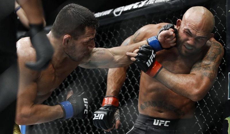 Rafael Dos Anjos defeated Robbie Lawler in UFC Winnipeg&#039;s headliner