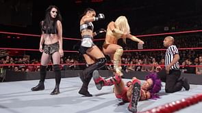 WWE News: Absolution send a message on Twitter following Raw in Los Angeles