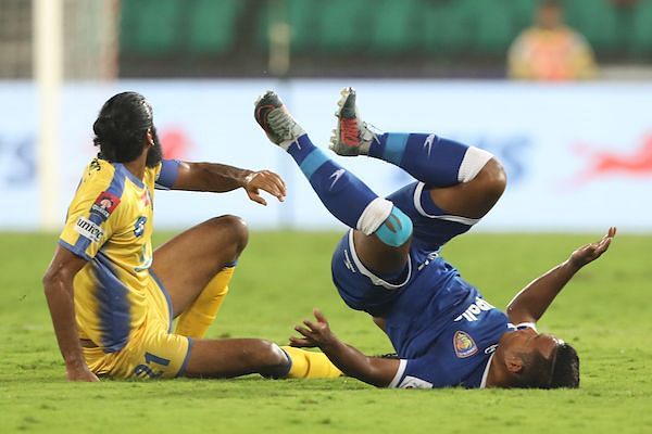 Jhingan (left) was the centre of a penalty decision (Image: ISL)