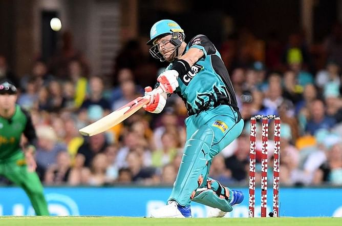 BBL 2017/18: Brisbane Heat survive Marcus Stoinis scare to edge Melbourne Stars