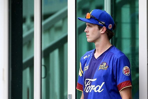 New Zealand Domestic T20: Bowler sports a helmet
