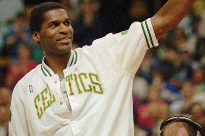 robert parish shirt