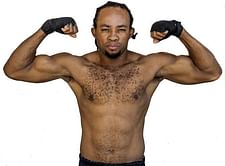 I will leave Vijender beaten and broken: Ernest Amuzu