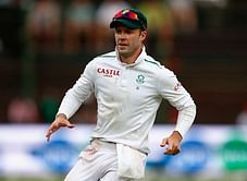AB de Villiers's sore back an issue ahead of four-day Test