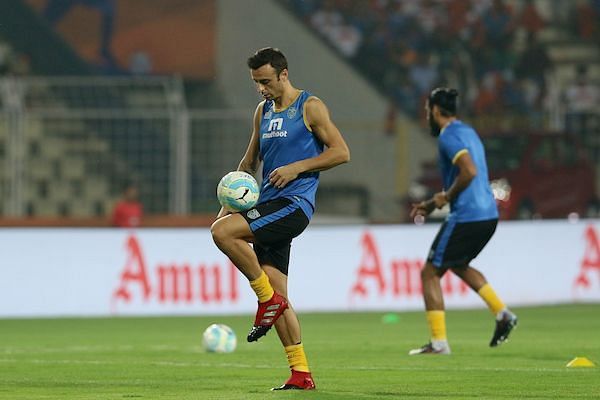ISL 2017: Rino Anto to miss Kerala Blasters' clash against Bengaluru FC, Dimitar Berbatov poised for a comeback?