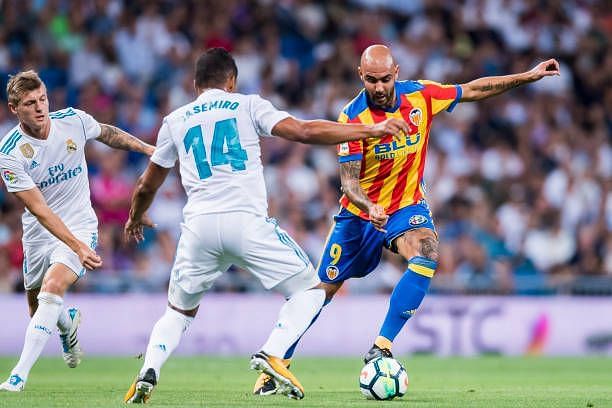 Zaza in action for Valencia against Real MadridThe fact that Valencia sit at 3rd position in the points table (above the likes of Real Madrid) largely comes down to the brilliant form of Simone Zaza and the tactics of newly appointed manager Marcelino. The striker has had a resurgence of sorts and currently sits at 4th position in the la liga goalscoring charts with already 10 goals to his name. The figure sounds extremely impressive for someone who had below par spells at West Ham and Juventus.