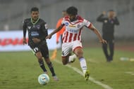 Romeo Fernandes (left) was a bright spark for Delhi (Image: ISL)