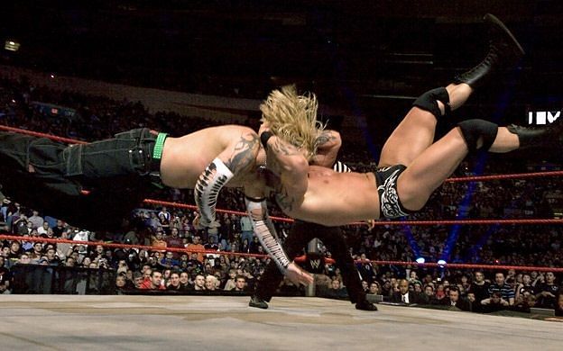 Randy Orton defended WWE Championship against Jeff Hardy at Royal Rumble 2008