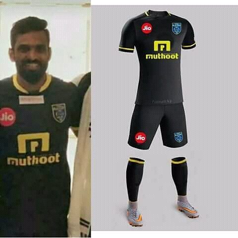 CK Vineeth sporting Kerala&#039;s away jersey
