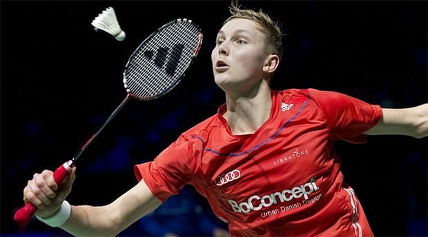 Dubai World Superseries Finals 2017: Viktor Axelsen makes incredible gesture of sportsmanship against Chou Tien Chen