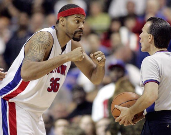 Cleveland Cavaliers v Detroit Pistons - Game 5