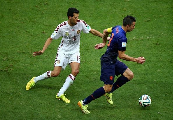 Spain v Netherlands: Group B - 2014 FIFA World Cup Brazil