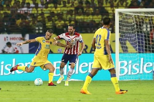 Berbatov's shot accuracy has been 100% so far. (Photo: ISL)