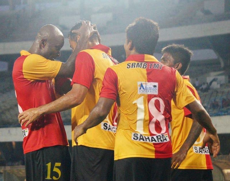 Dudu Omagbemi in East Bengal FC colors 2014-2015.