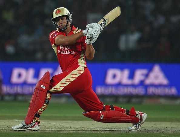 Ross Taylor has scored more than a 1000 runs throughout his IPL career