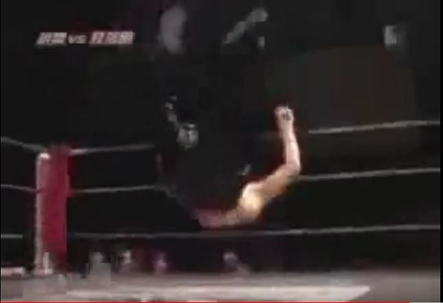 Man suplexes himself for your entertainment