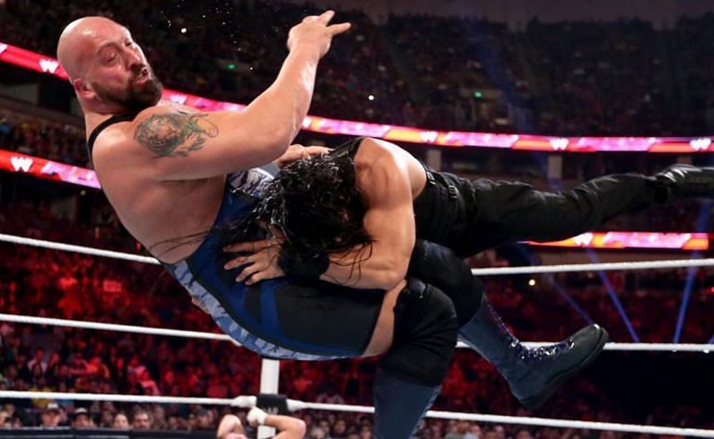 There are a number of WWE stars who currently share wrestling moves 