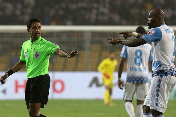 Did the referee play spoilsport again? (Photo: ISL)