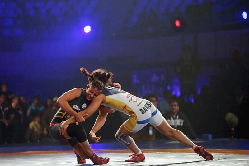 Geeta Phogat has pulled out of her bout against Sakshi Malik.