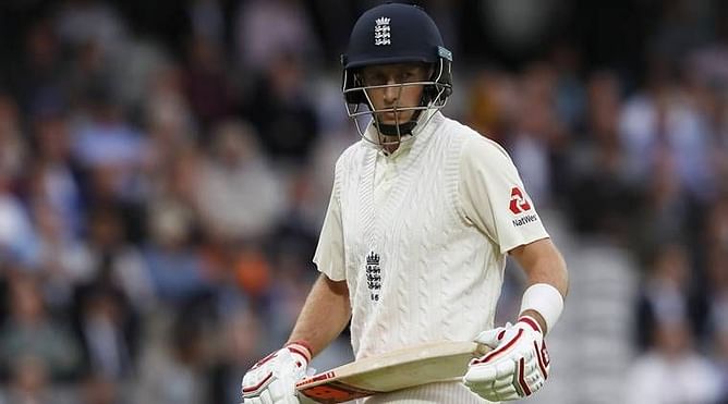 4 players who averaged the highest for their sides in four or more consecutive Test series