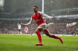 Premier League transfer news: Sanchez close to Manchester United, Andy Carroll to Chelsea and more, 15th January 2018