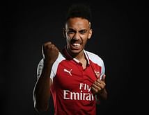 Twitter erupts as Arsenal confirm the signing of Pierre-Emerick Aubameyang