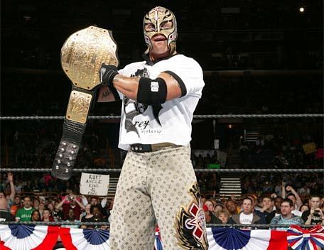 The Ultimate Underdog as first time WWE Heavyweight Champion