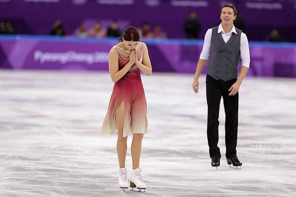 2018 Winter Olympics: Russian skate captain Ekaterina Bobrova pays tribute to crash victims