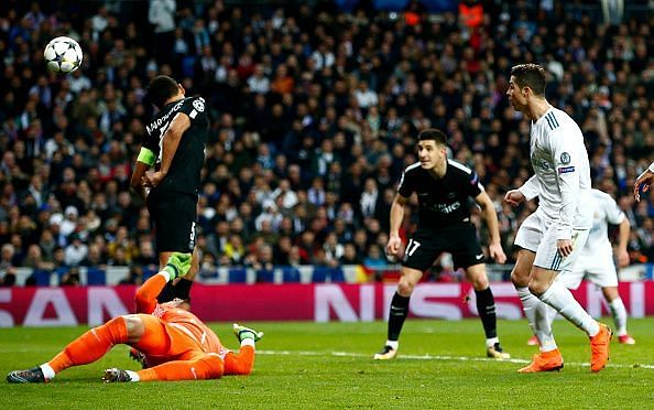 Real Madrid v Paris Saint-Germain - UEFA Champions League Round of 16: First Leg