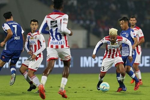 <p>ATK will host league leaders Bengaluru FC</p><p>A