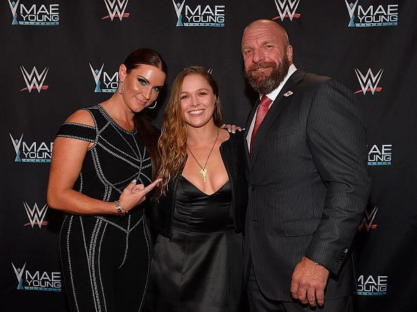 5 ways in which UFC will benefit from Ronda Rousey signing with WWE