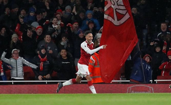 Report : Ramsey shines on Aubameyang debut as Arsenal destroy Everton.