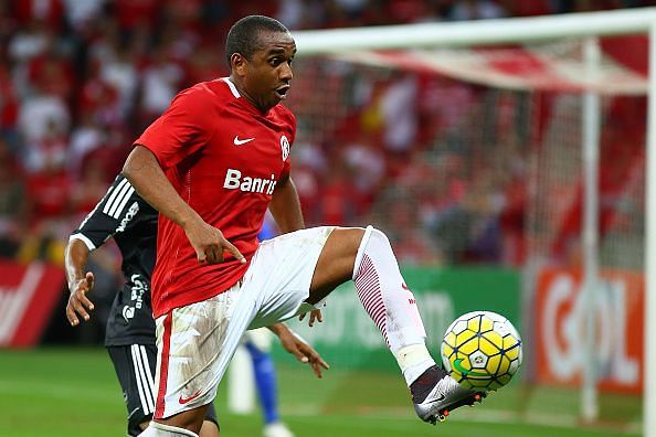 Anderson returned to Brazil having not conquered European football