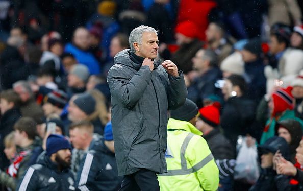 Manchester United transfer news: Kluivert denies all transfer claims, Mourinho wants Dortmund star, and more - 5th February 2018