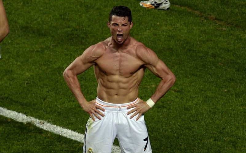Ronaldo&#039;s ripped physique is honed by a lot of gym training