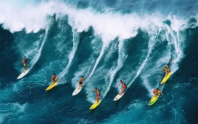 Surfers who make it seem like they use Fevicol on their boards