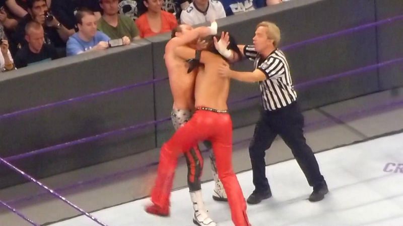 Don't be shocked Nakamura hasn't joined 205 Live, that's a fan picture from a Dark Match post the show!