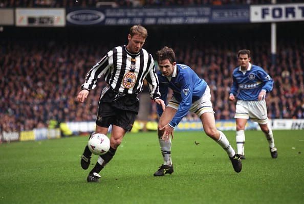 David Batty of Newcastle in action
