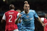 Alex would score the decisive goal in PSV's victory over Arsenal in 2006-07