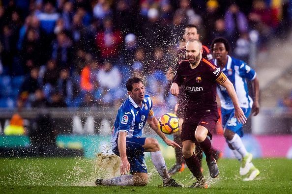 Barcelona transfer news: Iniesta's lucrative new offer, Premier League star dreams of move, and more - 17th February 2018