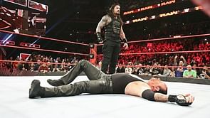 WWE News: Special moment between Roman Reigns & WWE legend following the Royal Rumble